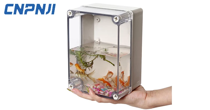 What details should be paid attention to when choosing waterproof junction box