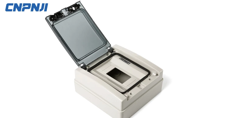 Precautions in operation of low voltage distribution box (4)