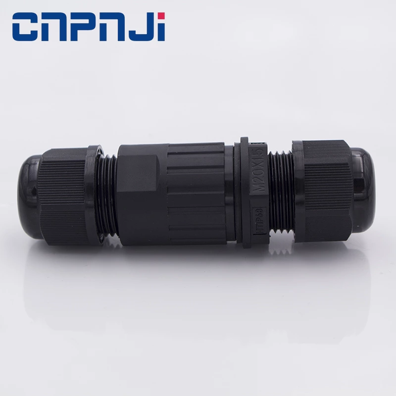 24 strings 24 in 1 out 1500v 600a pv solar combiner box junction boxes