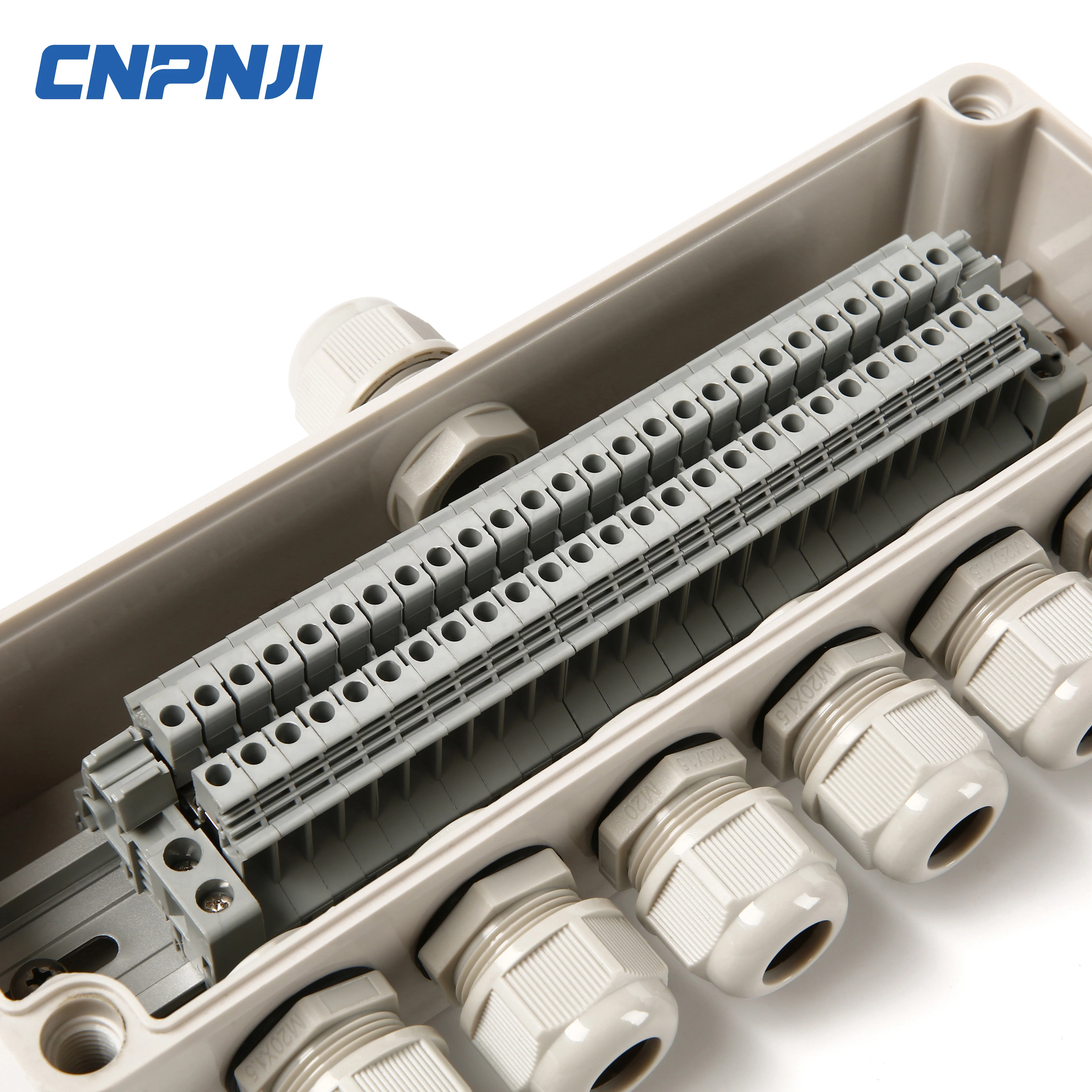 Construction and working principle of terminal box